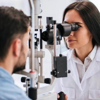 Risks of Capsular Tension Ring Implantation May Outweigh Vision Benefits | Image Credit: Adobe Stock