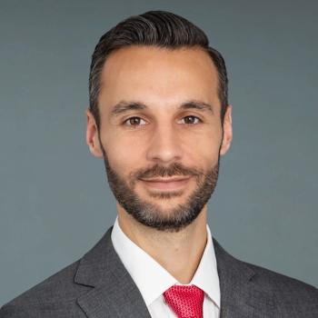 Bariatric Surgery Type Impacts Survival for Older Patients with ESKD | Credit: NYU Langone Health