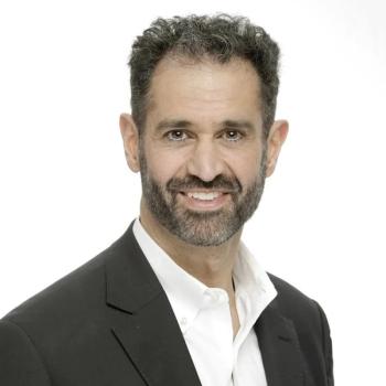 Cyclosporine Solution 0.09% Boosts Outcomes in Uncontrolled Dry Eye | Image Credit: Azman Eye Care Specialists