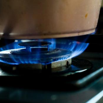 Household Air Pollution Linked to Anemia Risk in Pregnant Women | Image Credit: Kwon Junho/Unsplash