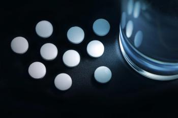 Aspirin (©Thanasak,AdobeStock)