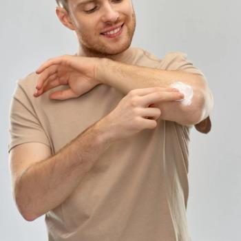 Study Compares Calcipotriol and Calcitriol in the Treatment of Chronic Plaque Psoriasis
