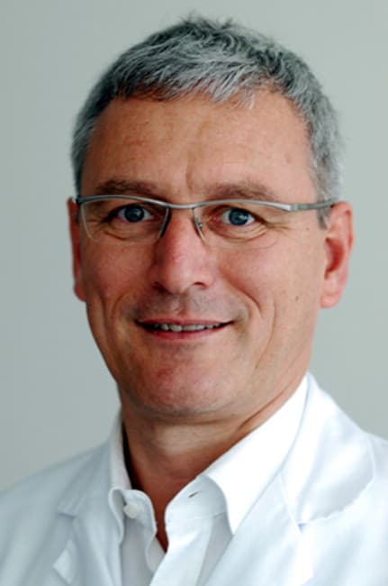 Sebastian Wolf MD, PhD, Department of Ophthalmology, Inselspital, Bern University Hospital, Bern, Switzerland