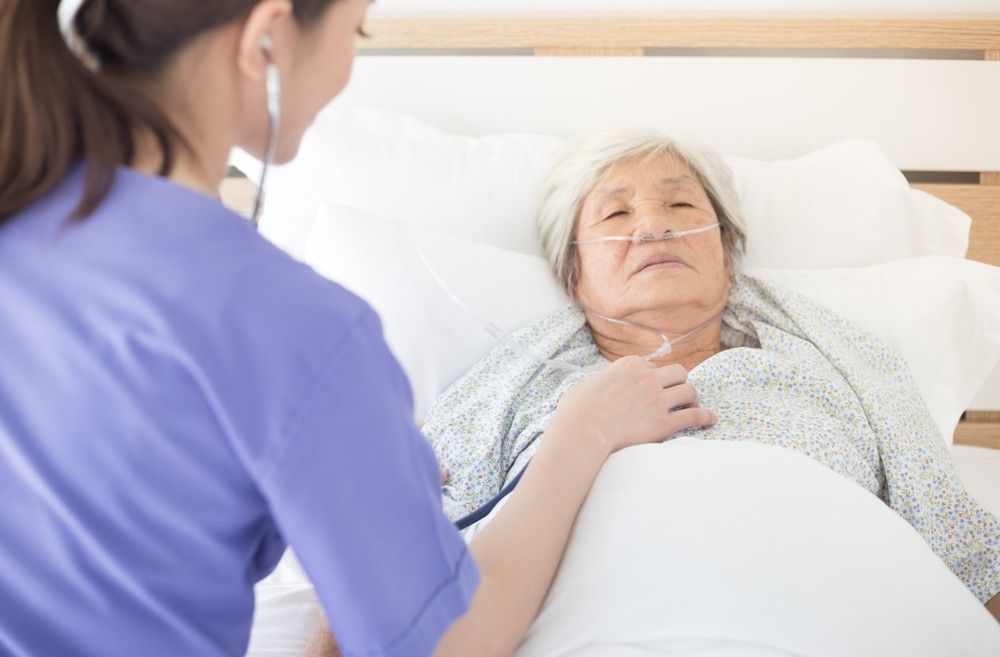 Female patient who recently underwent cardiac surgery