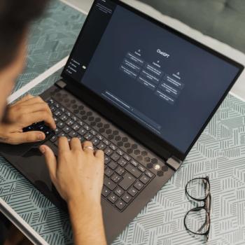 Capability of ChatGPT Reduced in Complex Vitreoretinal Scenarios | Image Credit: Matheus Bertelli/Pexels