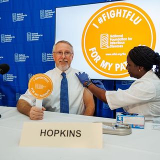 Robert H. Hopkins, Jr, MD, receiving his influenza vaccine. (Image courtesy of Robert H. Hopkins, Jr.)