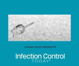 Close-up stainless ice scoop with ice cubes (Adobe Stock 648543214 by Wira SHK)