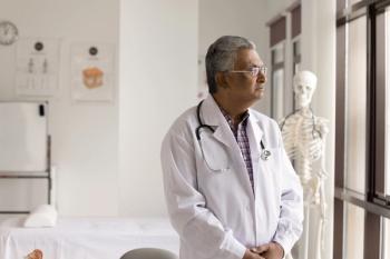 Nearly 1 in 3 family physicians report loneliness — and it's shaping patient care © fizkes - stock.adobe.com