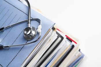 medical records paperwork: ©Arto-stock.adobe.com