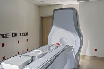 MRI system for NICU use: ©Eyas Medical Imaging