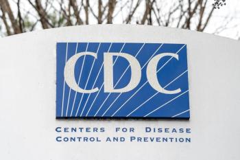 cdc sign hq: © JHVEPhoto - stock.adobe.com