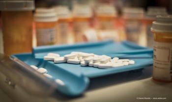 Teens, older adults not getting medications to treat opioid abuse