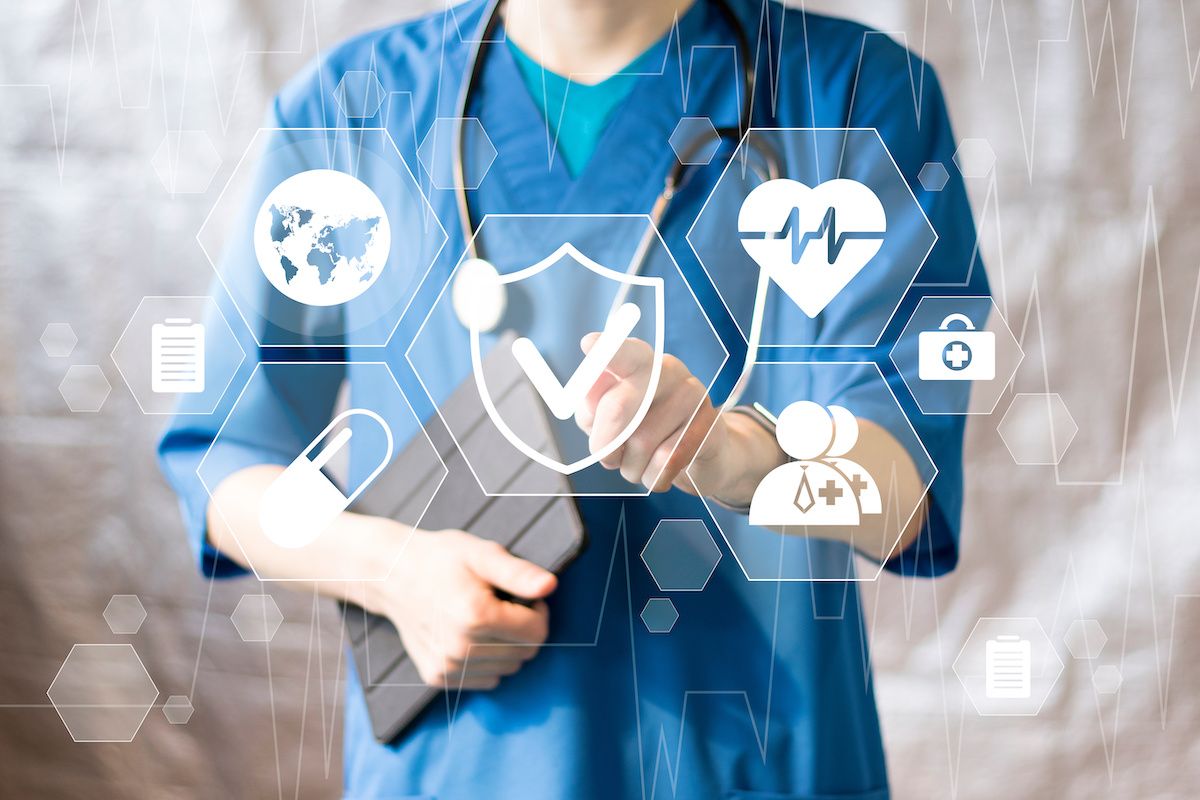 physician doctor security button fraud © maxsim - stock.adobe.com