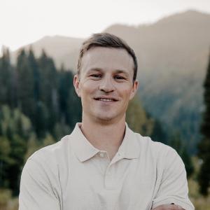 From residency to repayment: What new doctors need to know in 2025 — Andrew Paulson, CSLP © The White Coat Investor