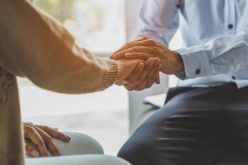 touching hands counseling prayer © Pormezz - stock.adobe.com