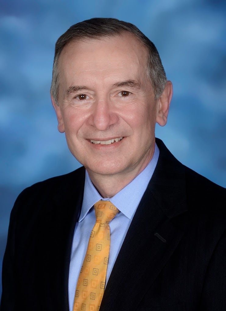 Leon E. Moores: ©Leon E. Moores