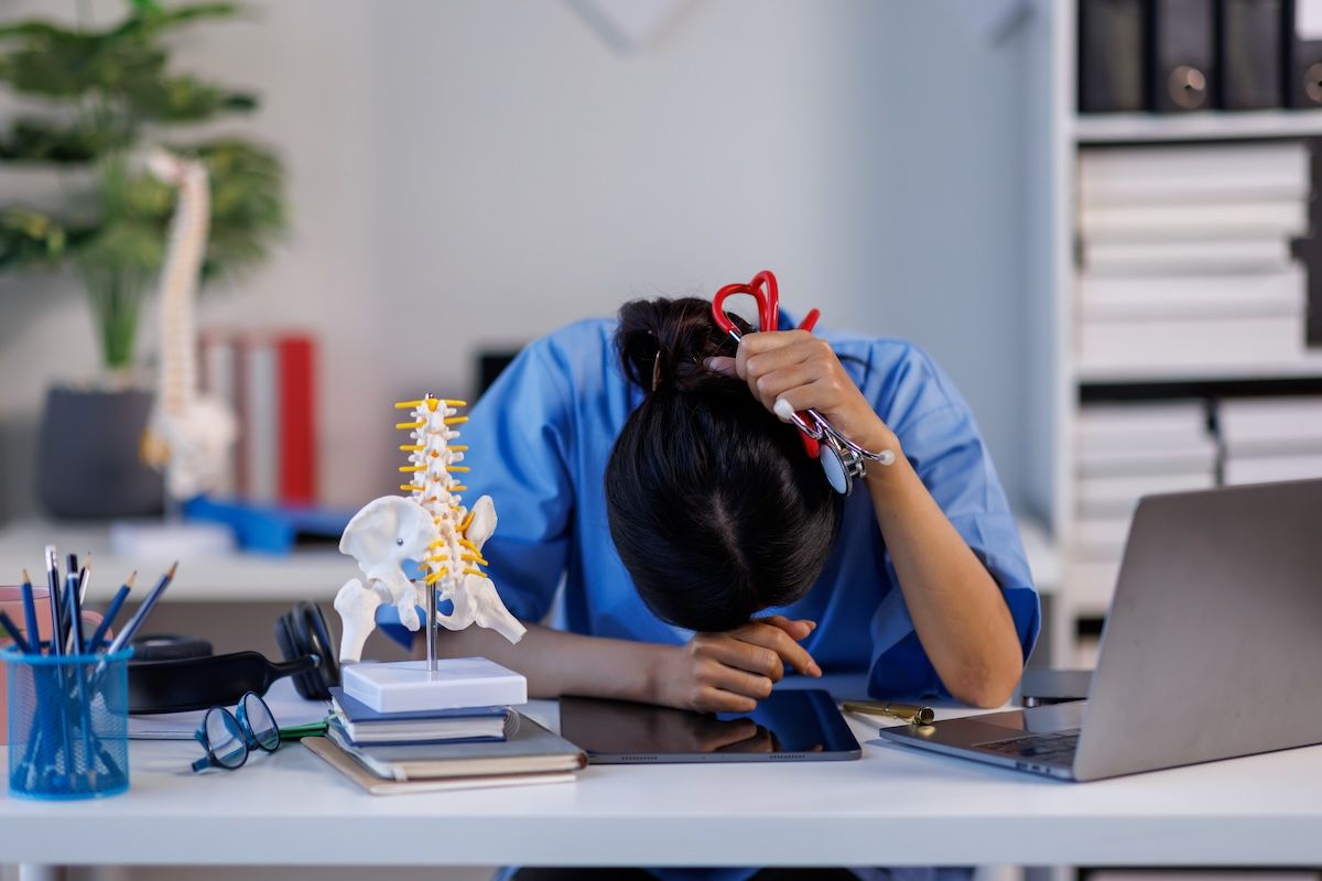 physician burnout moral injury: © David - stock.adobe.com