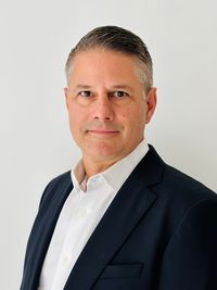 Erik Todd: ©Swan EndoSurgical