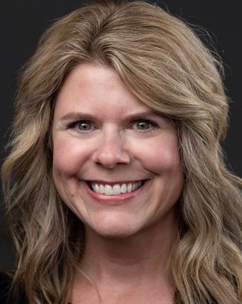 Compensation is at a crossroads: Drive retention with transparency and flexibility