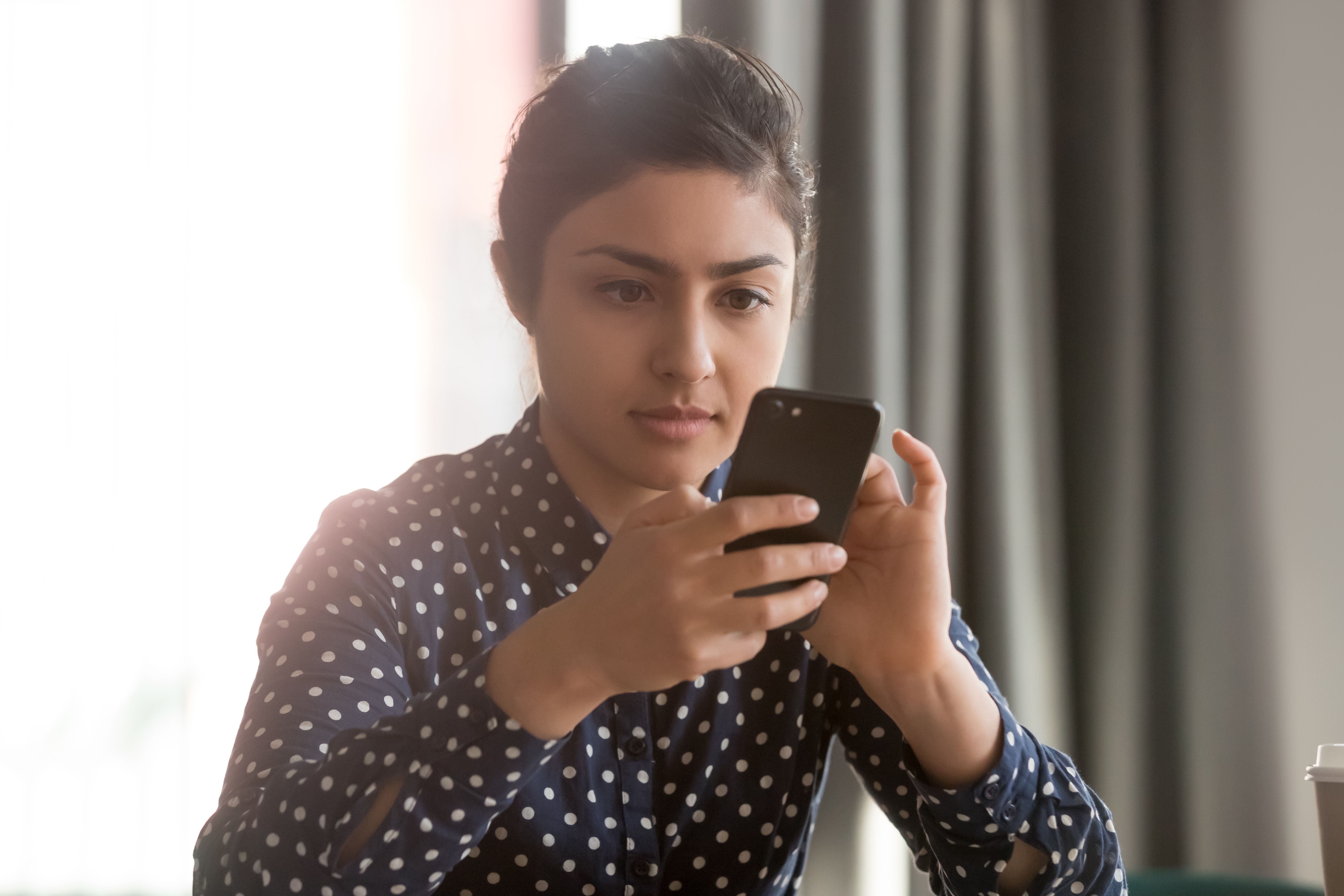 Phoning help: ©fizkes - stock.adobe.com