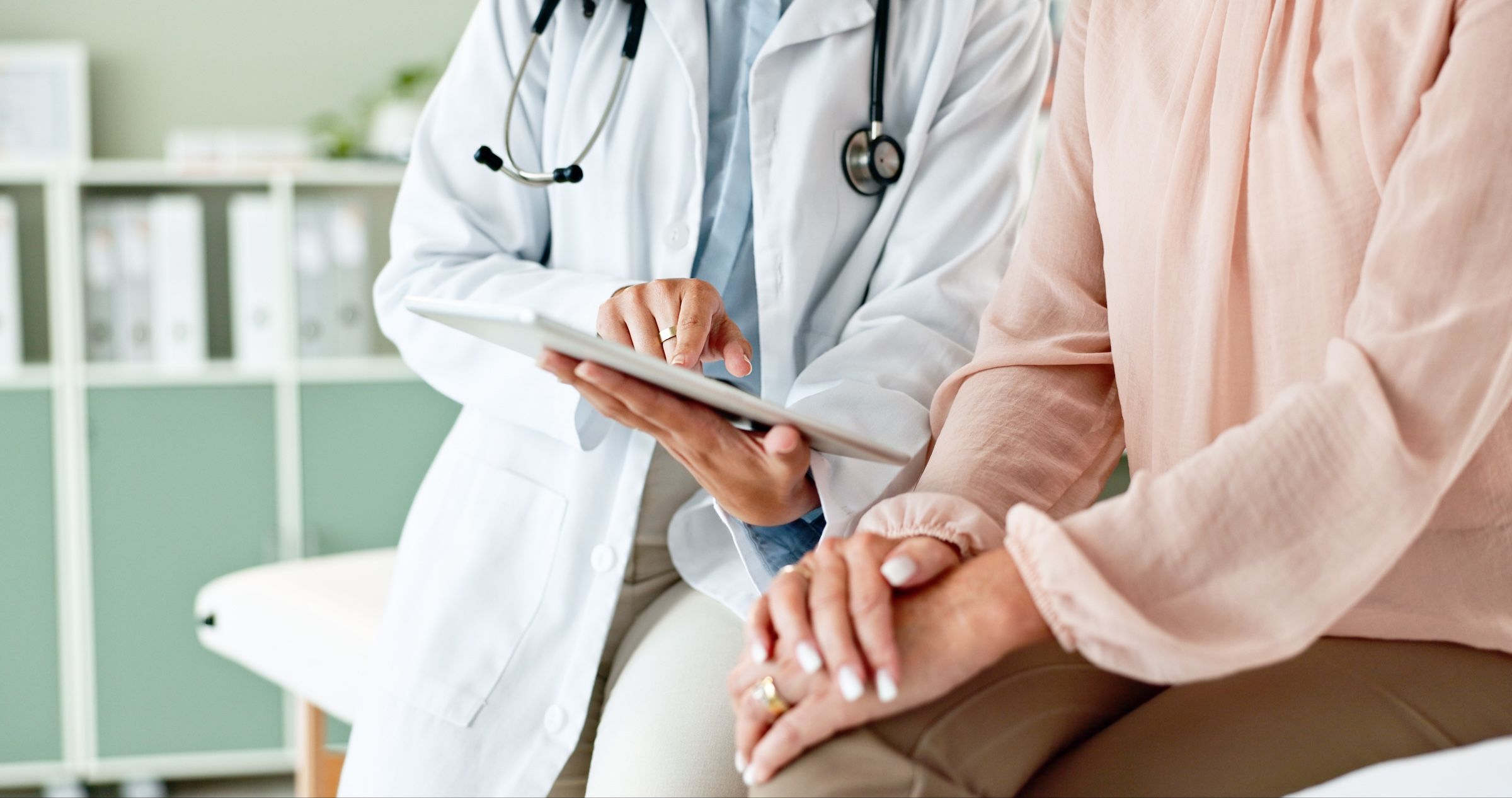Everyday phrases physicians use can backfire with patients, new book argues © HockleyMedia24/peopleimages.com - stock.adobe.com