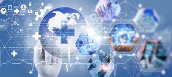 doctor with virutal globe health care network connection concept: © everything possible - stock.adobe.com