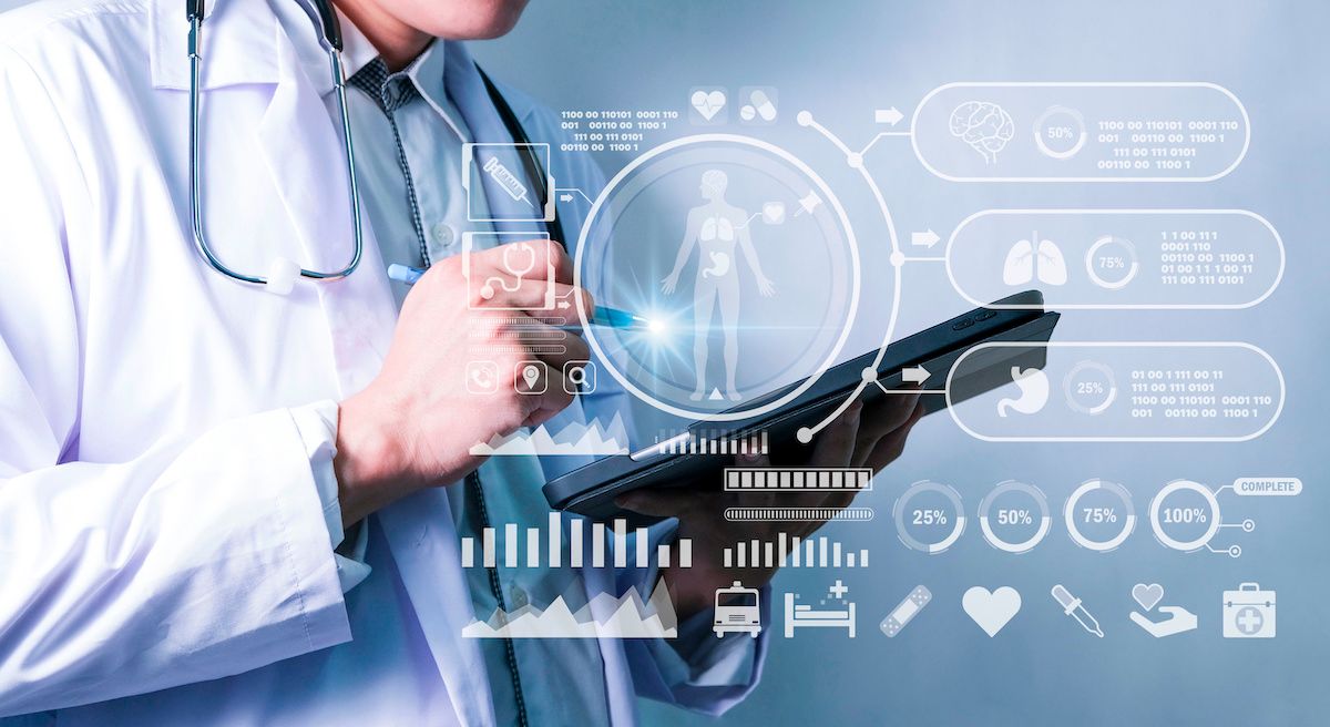 ehr electronic health record concept: © Apichat - stock.adobe.com