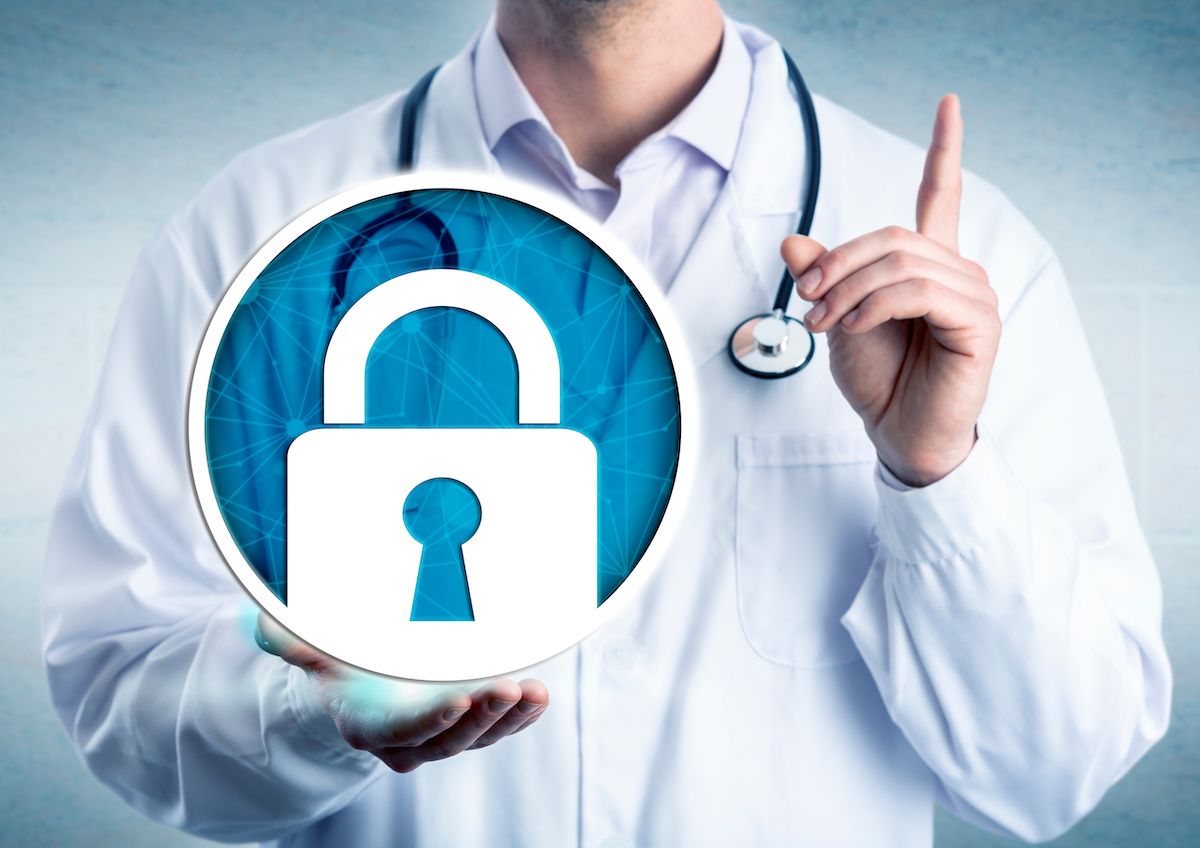 physician doctor cybersecurity: © leowolfert - stock.adobe.com