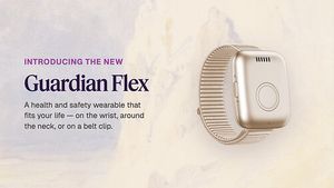Guardian Flex: ©Medical Guardian