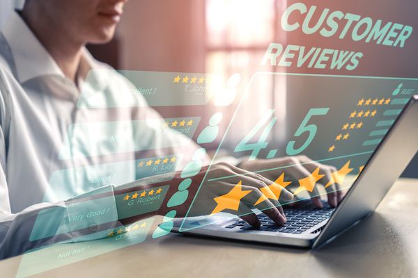 Patients are shopping for doctors like consumers and reviews matter: ©Summit Art Creations - stock.adobe.com