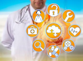 independent physician assessing managed services: © leowolfert - stock.adobe.com