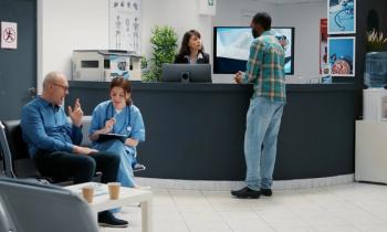 Patient accessibility opinions differ between doctors and patients: ©DC Studio - stock.adobe.com