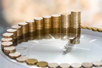 money clock © redkphotohobby - stock.adobe.com