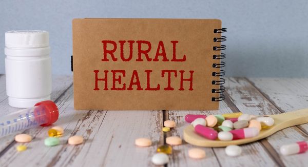 rural health sign: © Uladzislau - stock.adobe.com