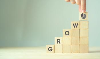 Assessing expansion plans for a medical practice: ©Parradee - stock.adobe.com