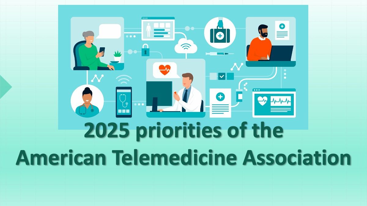Patients connect with doctor online: © elenabsl – stock.adobe.com