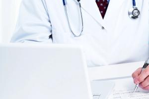 ©kurhan / Shutterstock.com