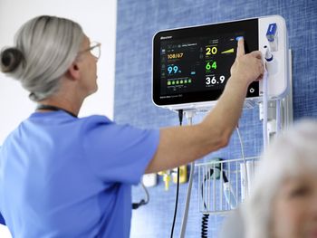 Welch Allyn Connex 360: ©Baxter International Inc.