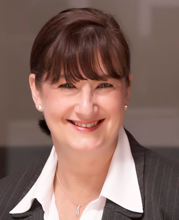 Dana Siegal: ©Converys