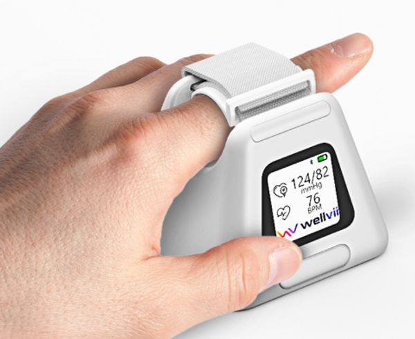 Wellvii’s finger-based blood pressure monitor: ©Wellvii