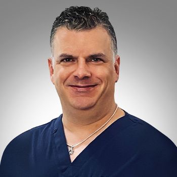 Auren Weinberg, MD, MBA: ©Veradigm