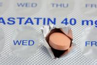 Statins linked to lower risk of complications after retinal detachment surgery | ASRS 2026