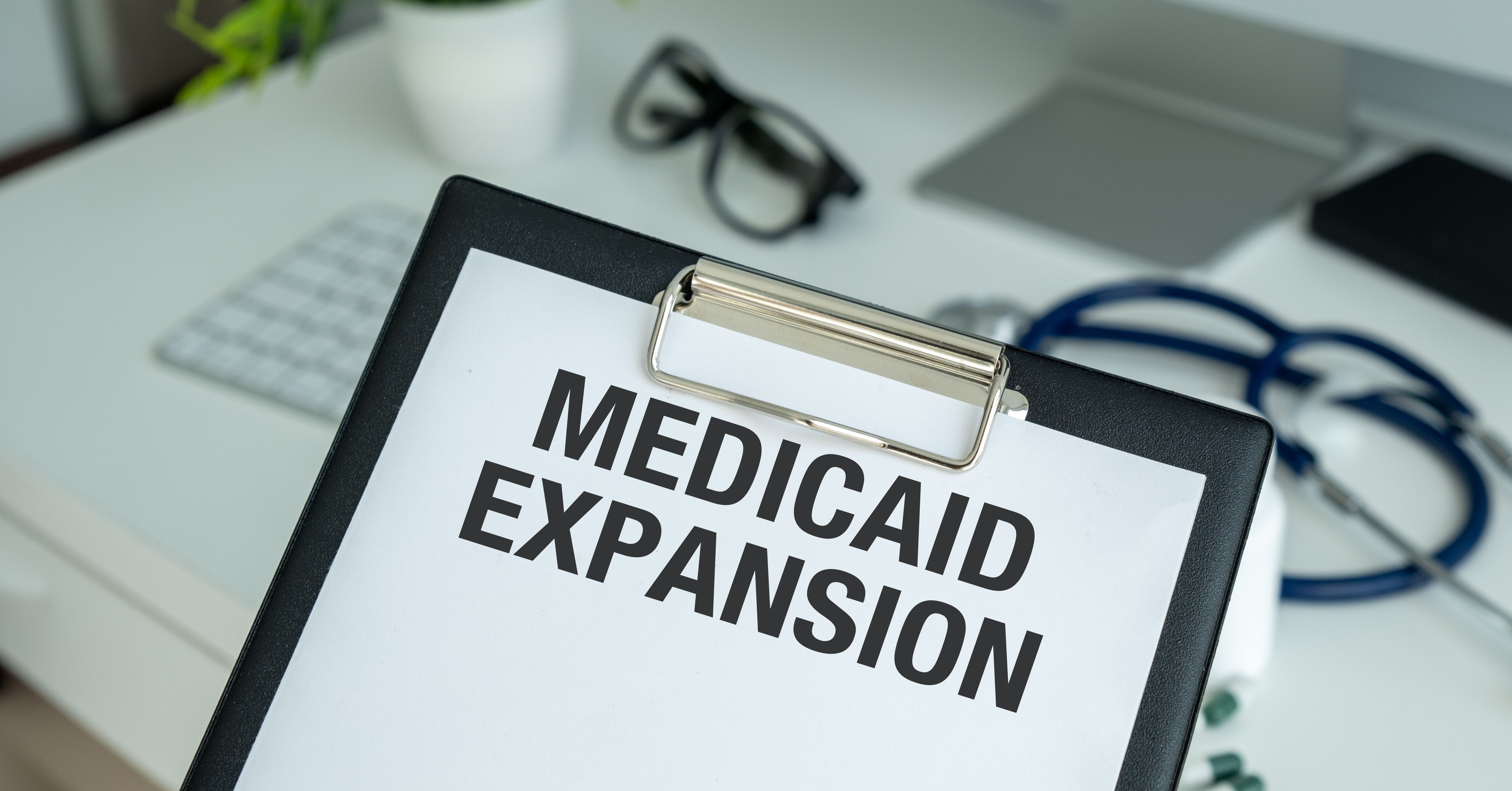 Medicaid expansion written on piece of paper on a clipboard | image credit: ©Pawel stock.adobe.com