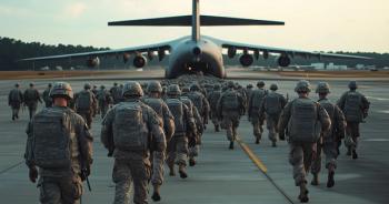 soldiers in three lines boarding an airplane | ©GustavsMD stock.adobe.com