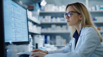 female pharmacist on right looking at computer screen on right | ©Maksym stock.adobe.com