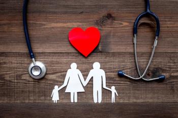 family insurance © 9dreamstudio- stock.adobe.com