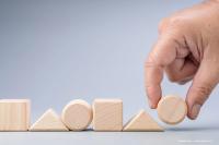 Multi-luminance shape discrimination test shows reliability in low-vision RP population