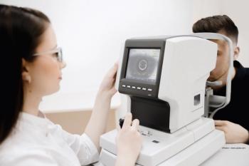 Inner fluid volume: Possible independent predictor of vision after macular hole repair
