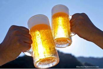beer mugs toast