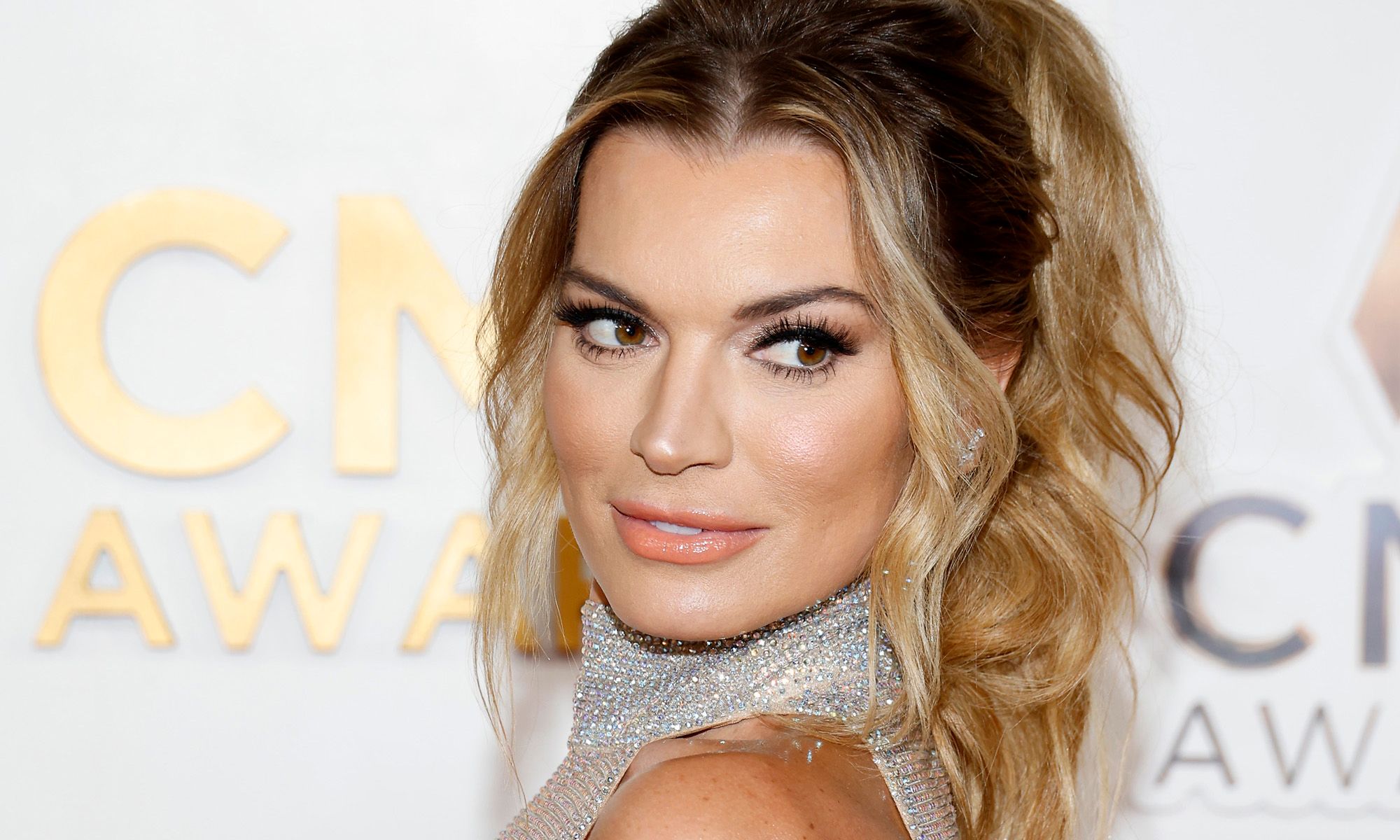 Lindsay Hubbard attends the 57th Annual CMA Awards at Bridgestone Arena on November 08, 2023 in Nashville, Tennessee.